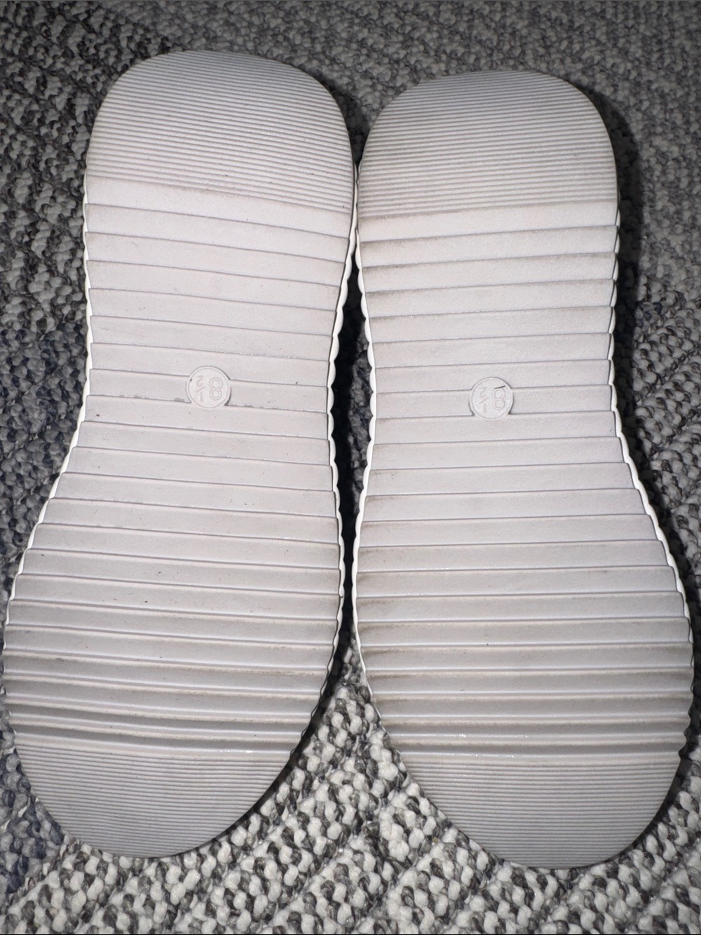Universal Thread - Persephone White and Silver Tweed Platform Sneaker - 8.5 - Picture 6 of 8